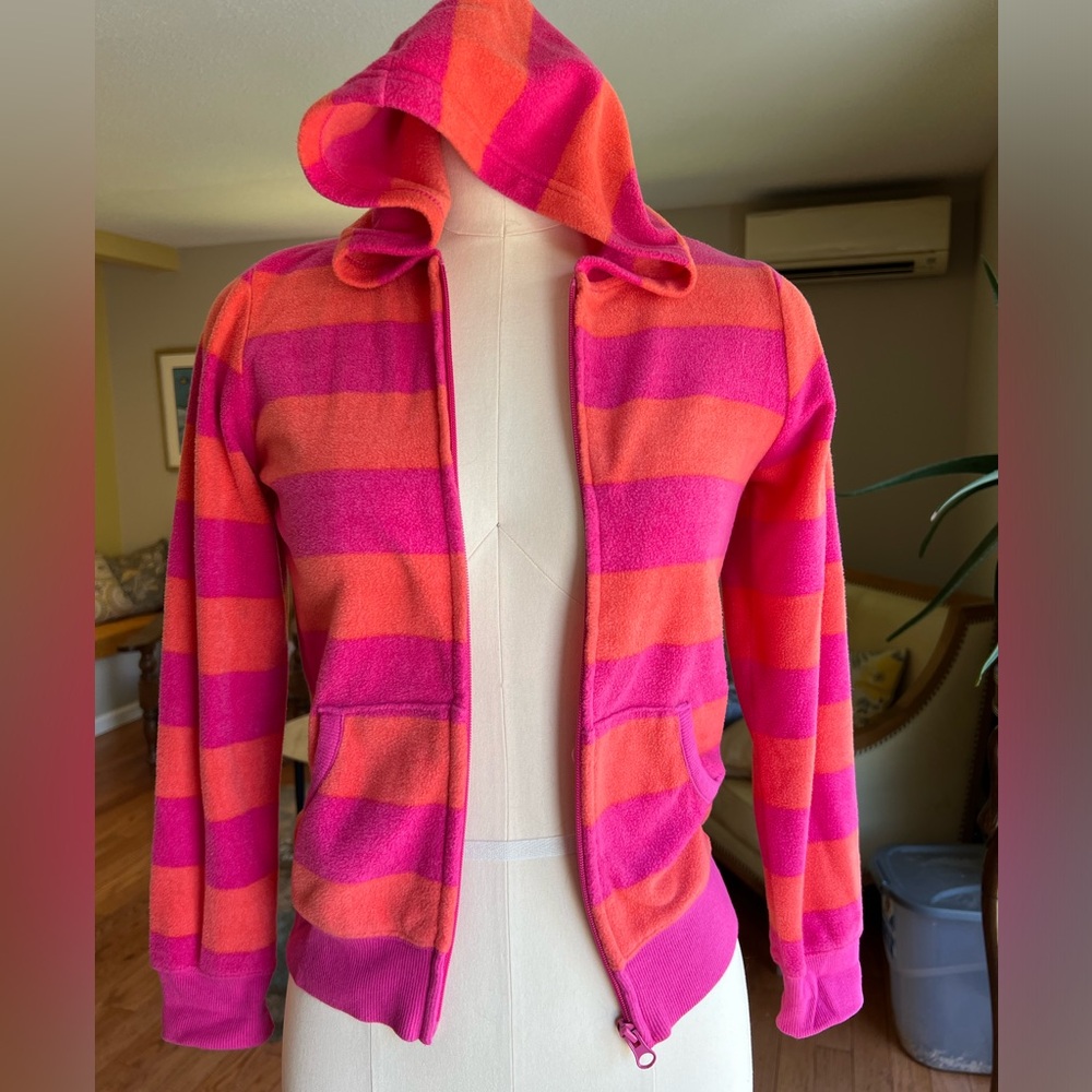 The Children’s Place Hooded zipper front fleece jacket in peach and pink!